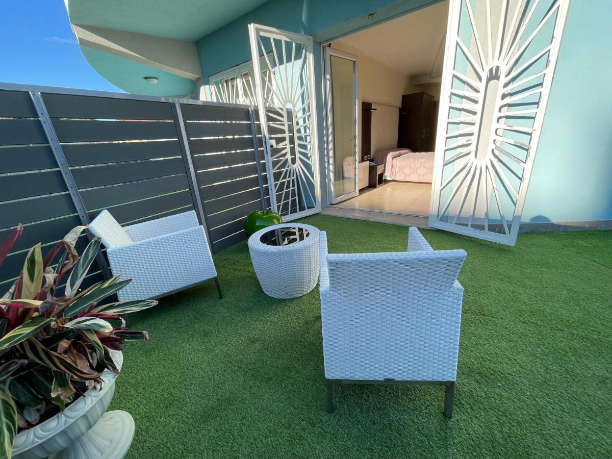 Hotel-Residence-B&B Le Dune Beach Service Included Lido Adriano Exterior photo