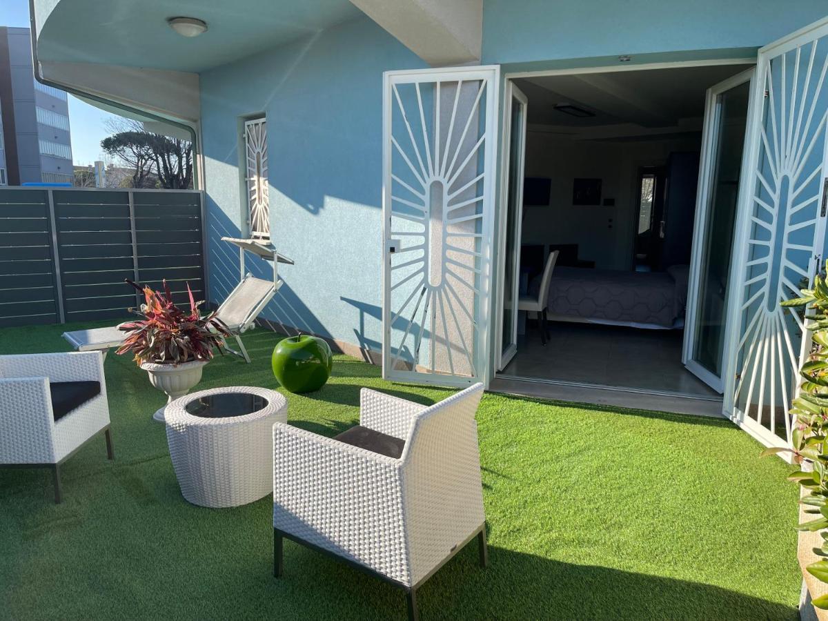 Hotel-Residence-B&B Le Dune Beach Service Included Lido Adriano Exterior photo
