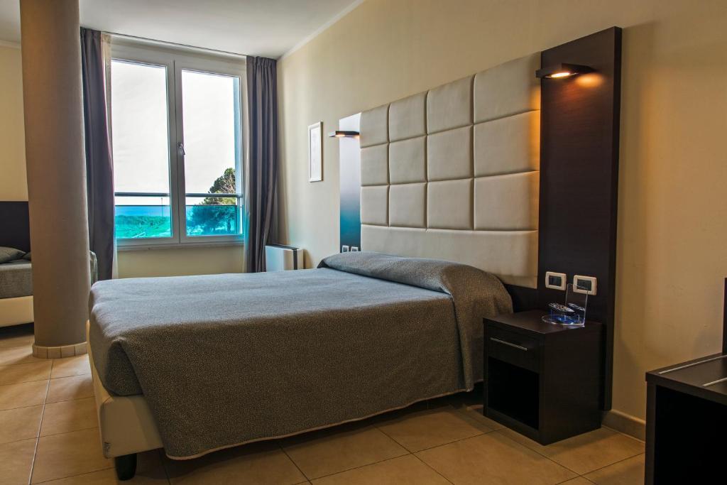 Hotel-Residence-B&B Le Dune Beach Service Included Lido Adriano Exterior photo