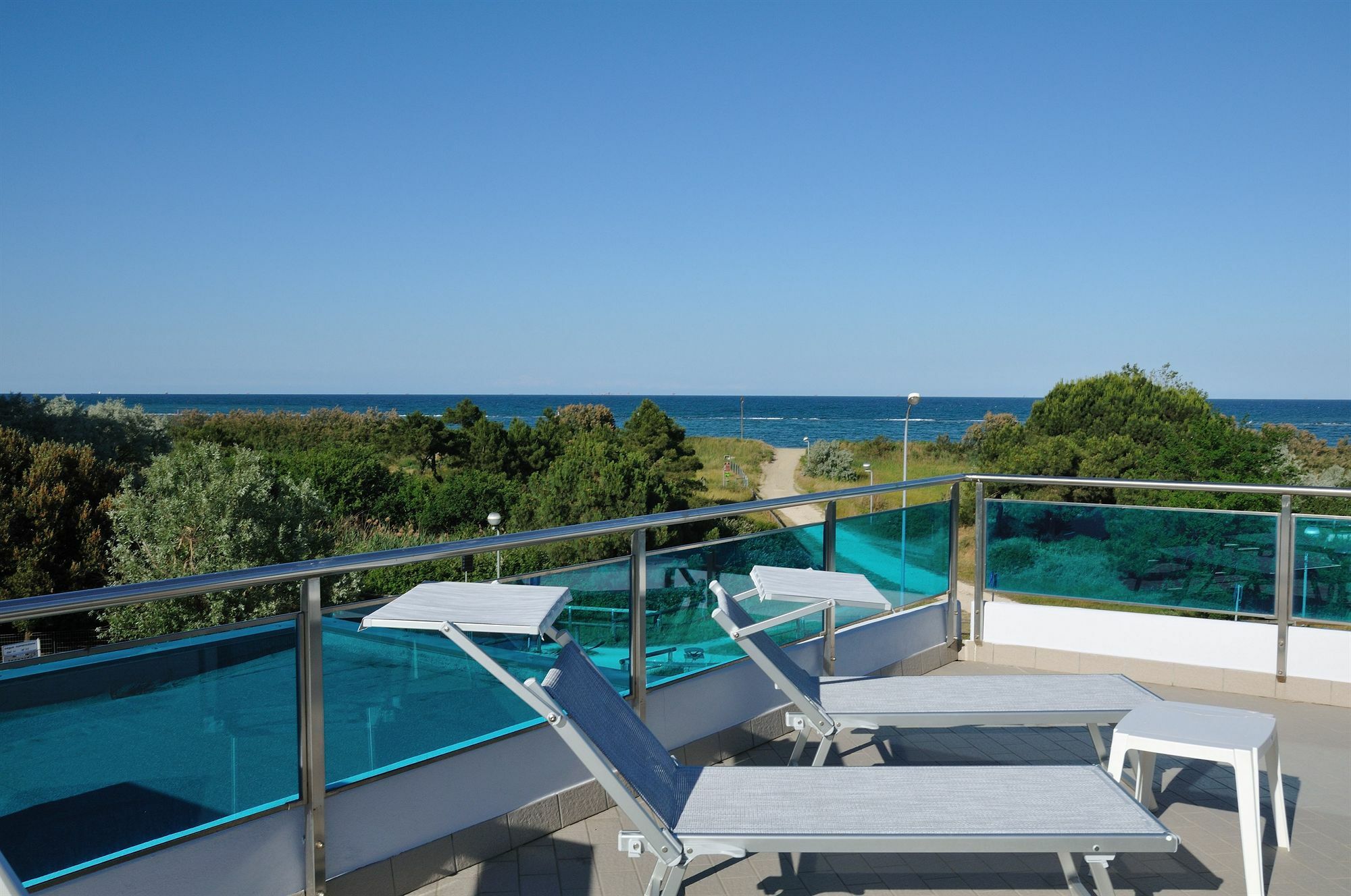 Hotel-Residence-B&B Le Dune Beach Service Included Lido Adriano Exterior photo